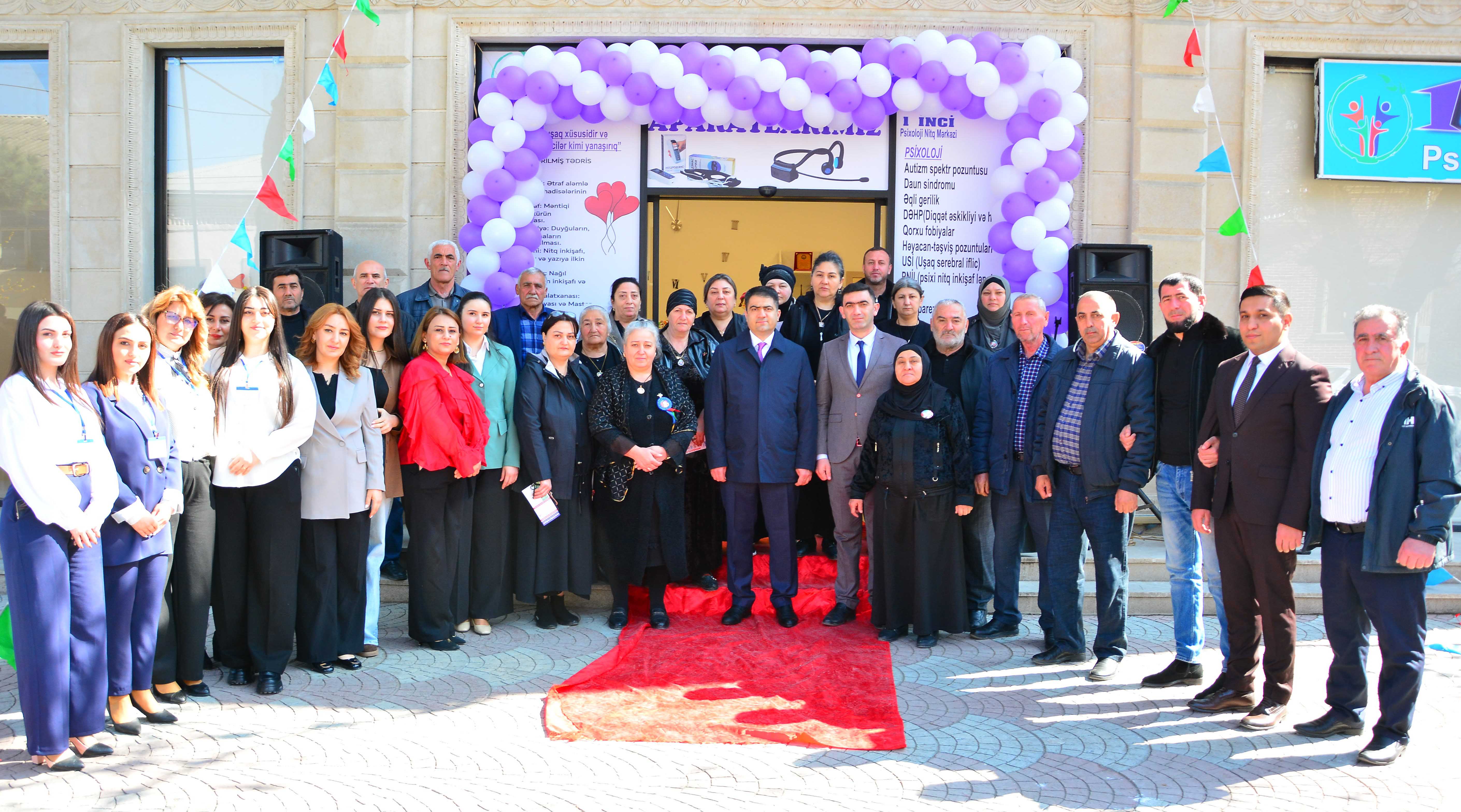 1 İnci psixologiya mərkəzinin açılışı 18-03-26 (0).JPG