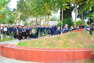 27 Sentyabr – Anım Günündə Ağstafada Şəhidlər Memorial Abidə Kompleksi ziyarət olunub