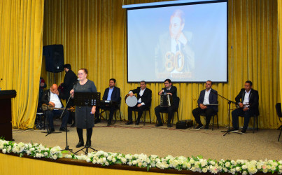 Görkəmli şair, publisist Nüsrət Kəsəmənlinin 80 illik yubileyi doğma Ağstafa rayonunda qeyd olunub