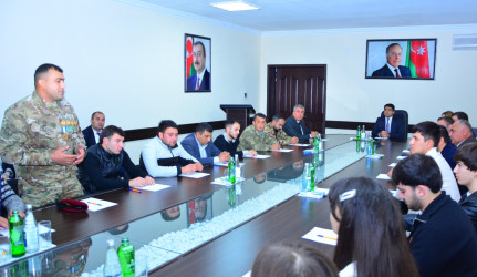 Ağstafada 8 Noyabr – Zəfər Gününə həsr olunmuş "Vətən müharibəsi Qəhrərmanları ilə bir gün" mövzusunda görüş keçirilib