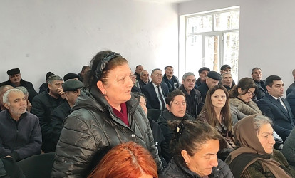 Seymur Orucov Qaçaq Kərəm kənd yaşayış məntəqəsində növbəti dəfə vətəndaşları dinləyib