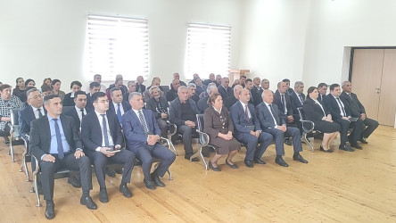 Böyük Kəsik kəndində vətəndaşların növbəti səyyar qəbulu keçirilib