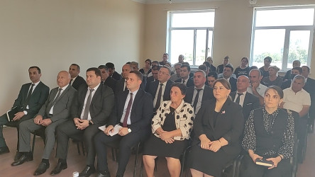 Düzqışlaq kəndində növbəti səyyar qəbul keçirilib