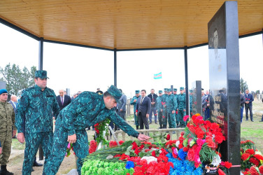 Bu gün Vətən Müharibəsi qəhrəmanı şəhid Azər Nazim oğlu Yusiflinin anım günüdür.