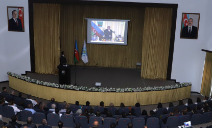 Ağstafada 15-iyun Milli Qurtuluş Gününə həsr olunmuş “Milli memarlıq ənənələri və müasir şəhərsalma: Davamlılıq və İnkişaf” mövzusunda ümumrayon tədbiri keçirilib