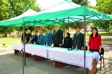 Cari tədris ilinin başa çatması münasibəti ilə ümumi təhsil müəssisələrində “Son zəng” tədbirləri keçirilib
