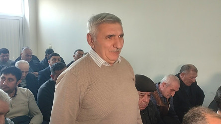 Ağstafada vətəndaşların növbəti səyyar qəbulu Köçəsgər kəndində keçirilib