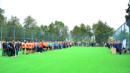 Ümummilli Lider Heydər Əliyevin anadan olmasının 102 -ci ildönümünə  həsr olunmuş Ağstafanın yerli bələdiyyə komandaları arasında minifutbol  turnirinə start verilib