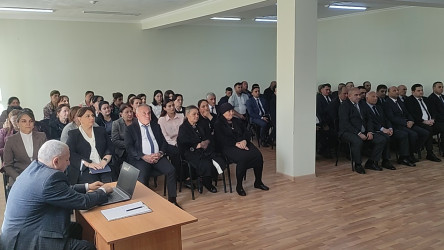 Vətəndaşların növbəti səyyar qəbulu Göycəli kəndində keçirilib