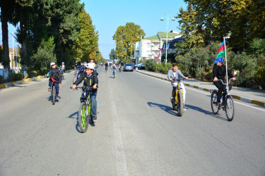 8 Noyabr – Zəfər Gününün beşinci ildönümü münasibəti ilə ağstafalı yeniyetmə və gənclərin Zəfər veloyürüşü keçirilib   