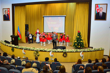 Ağstafada 31 dekabr – Dünya Azərbaycanlılarının Həmrəylik Günü və qarşıdan gələn Yeni il münasibəti ilə ümumrayon bayram tədbiri keçirilib