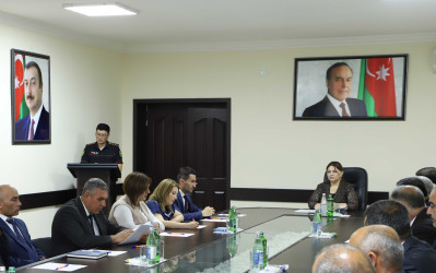 Ağstafada “İnsan Hüquqları Aylığı” çərçivəsində dəyirmi masa keçirilib