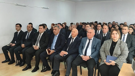 Seymur Orucov Qaçaq Kərəm kənd yaşayış məntəqəsində növbəti dəfə vətəndaşları dinləyib