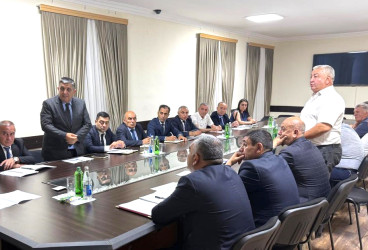 Ölkəmizin kənd təsərrüfatı, balıqçılıq və akvakultura sahələrinin inkişafına dair Dövlət Proqramının icrası ilə bağlı ağstafalı sahibkarlarla növbəti görüş keçirilib