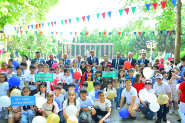 Ağstafada “Fırçaların dili ilə Bütöv Azərbaycan” mövzusunda rəsm sərgisi təşkil olunub