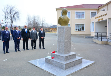 Ağstafanın Gürcüstanla həmsərhəd yaşayış məntəqələrindən olan Böyük Kəsik kəndində vətəndaşların növbəti səyyar qəbulu keçirilib