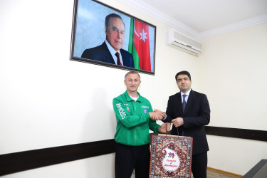 Seymur Orucov fudokan karate üzrə ağstafalı Avropa çempionu Tahir Ələkbərovla görüşüb