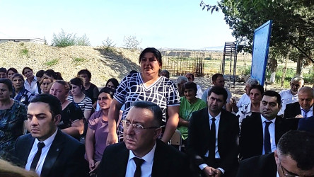 Seymur Orucov vətəndaşların növbəti səyyar qəbullarını Qarahəsənli kəndi və Soyuqbulaq qəsəbəsində keçirib