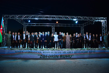 Ağstafada 26 iyun  Azərbaycan Respublikasının Silahlı Qüvvələri Günü münasibətilə bayram konserti təşkil olunub