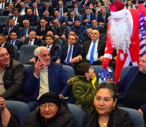 Ağstafada 31 dekabr – Dünya Azərbaycanlılarının Həmrəylik Günü və qarşıdan gələn Yeni il münasibəti ilə ümumrayon bayram tədbiri keçirilib