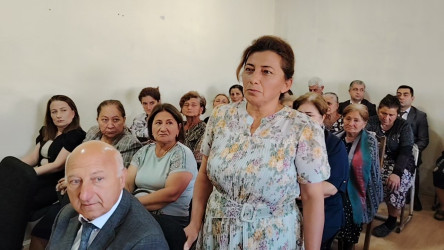 Seymur Orucov Ağstafanın Qarayazı qəsəbəsində növbəti dəfə səyyar qəbul keçirib