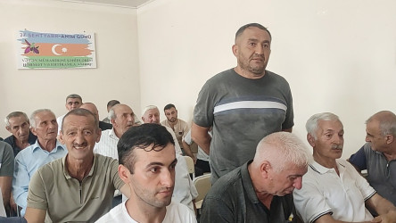 Ağstafada vətəndaşların növbəti səyyar qəbulu Aşağı Göycəli kəndində keçirilib