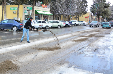 Ağstafaya yağan güclü qarla bağlı bütün zəruri təxirəsalınmaz tədbirlər icra olunur