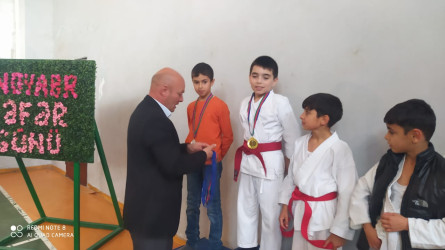 Ağstafada "8 Noyabr-Zəfər günü"nə həsr olunmuş Karate üzrə uşaq və yeniyetmələr arasında açıq rayon birinciliyi keçirilib.