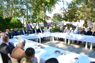 Seymur Orucov  növbəti dəfə qazilərlə görüş keçirib