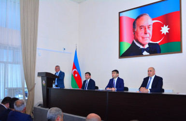 Ağstafa RİH başçısı yanında Şuranın növbəti iclasında rayonun 2025-ci ilin doqquz ayı ərzində sosial-iqtisadi inkişafının yekunları müzakirə olunub