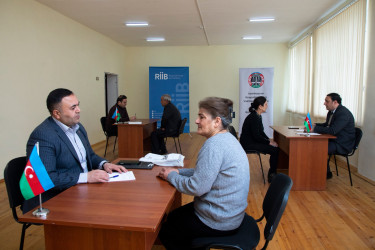 “Regional İnkişaf” İctimai Birliyi və Azərbaycan Vəkillər Kollegiyasının birgə təşkilatçılığı, Ağstafa Rayon İcra Hakimiyyətinin dəstəyi ilə Ağstafa şəhər Səadət Şükürova adına 3 nömrəli tam orta məktəbdə səyyar hüquqi yardım aksiyası keçirilib.