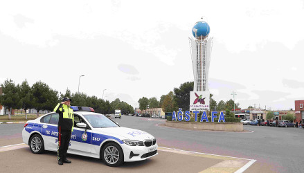 Şəhidlərimizin əziz xatirəsi bir dəqiqəlik sükutla anılıb