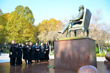 Ağstafalılar 8 Noyabr – Zəfər Gününün beşinci ildönümündə Ümummilli Lider Heydər Əliyevin əziz xatirəsini böyük hörmət və dərin ehtiramla yad ediblər