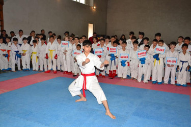 Ağstafada ümummilli lider Heydər Əliyevin anadan olmasının 99-cu ildönümü münasibəti ilə uşaq və yeniyetmələr arasında karate-do üzrə açıq turnir keçirilib.