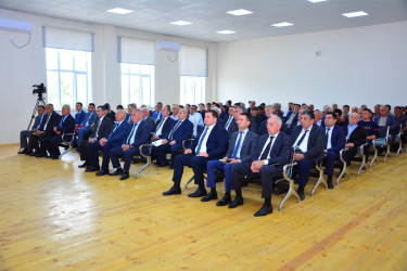 Seymur Orucov Ağstafanın Gürcüstanla həmsərhəd olan Sadıqlı kəndində növbəti dəfə vətəndaşları dinləyib