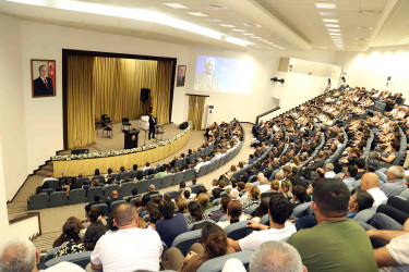 Ağstafada ilk Xalq şairimiz, tanınmış dramaturq və ictimai xadim Səməd Vurğunun 120 illik yubileyi qeyd olunub