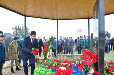 Bu gün Vətən Müharibəsi qəhrəmanı şəhid Azər Nazim oğlu Yusiflinin anım günüdür.