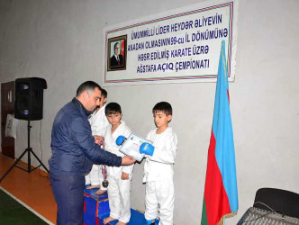 Ağstafada ümummilli lider Heydər Əliyevin anadan olmasının 99-cu ildönümü münasibəti ilə uşaq və yeniyetmələr arasında karate-do üzrə açıq turnir keçirilib.