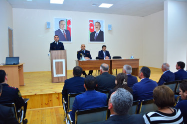 Ağstafada “Uşaq hüquqları” aylığı çərçivəsində “Ümumtəhsil məktəblərində şagird davranış qaydaları, Dini radikalizm, erkən nikahlar,  narkomaniyaya qarşı mübarizə və məişət zorakılığı” mövzusunda maarifləndirici tədbirlər davam etdirilir