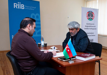 “Regional İnkişaf” İctimai Birliyi və Azərbaycan Vəkillər Kollegiyasının birgə təşkilatçılığı, Ağstafa Rayon İcra Hakimiyyətinin dəstəyi ilə Ağstafa şəhər Səadət Şükürova adına 3 nömrəli tam orta məktəbdə səyyar hüquqi yardım aksiyası keçirilib.