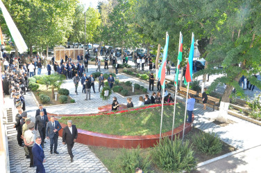 Ağstafa şəhərində “Şəhid” Memorial Abidə Kompleksi ziyarət olunub, şəhidlərimizin xatirəsi dərin ehtiramla anılıb.