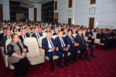 Ağstafada dahi bəstəkar Üzeyir Hacıbəylinin 140 illiyi münasibəti ilə "O olmasın, bu olsun" musiqili komediya tamaşası nümayiş etdirilib