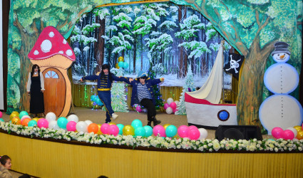 Ağstafada şəhidlərimizin və qazilərimizin övladları, fiziki qüsurlu və aztəminatlı ailələrin uşaqları üçün Yeni il şənliyi təşkil olunub