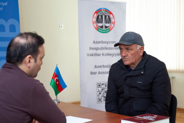 “Regional İnkişaf” İctimai Birliyi və Azərbaycan Vəkillər Kollegiyasının birgə təşkilatçılığı, Ağstafa Rayon İcra Hakimiyyətinin dəstəyi ilə Ağstafa şəhər Səadət Şükürova adına 3 nömrəli tam orta məktəbdə səyyar hüquqi yardım aksiyası keçirilib.