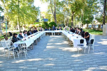 Seymur Orucov  növbəti dəfə qazilərlə görüş keçirib