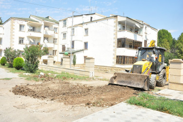 Ağstafada növbəti çoxmənzilli yaşayış binalarının həyətlərində abadlıq-quruculuq işləri həyata keçirilib