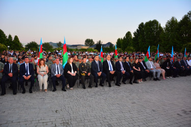 Ağstafada 26 iyun  Azərbaycan Respublikasının Silahlı Qüvvələri Günü münasibətilə bayram konserti təşkil olunub