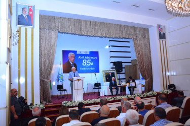 Ağstafada Yeni Azərbaycan Partiyasının veteranı Akif Abbasovun anadan olmasının 85 illik yubileyi qeyd olunub