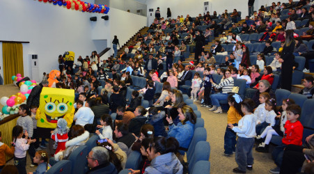 Ağstafada şəhidlərimizin və qazilərimizin övladları, fiziki qüsurlu və aztəminatlı ailələrin uşaqları üçün Yeni il şənliyi təşkil olunub