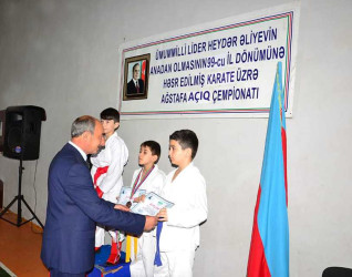 Ağstafada ümummilli lider Heydər Əliyevin anadan olmasının 99-cu ildönümü münasibəti ilə uşaq və yeniyetmələr arasında karate-do üzrə açıq turnir keçirilib.